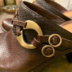 Nurture whisper clog